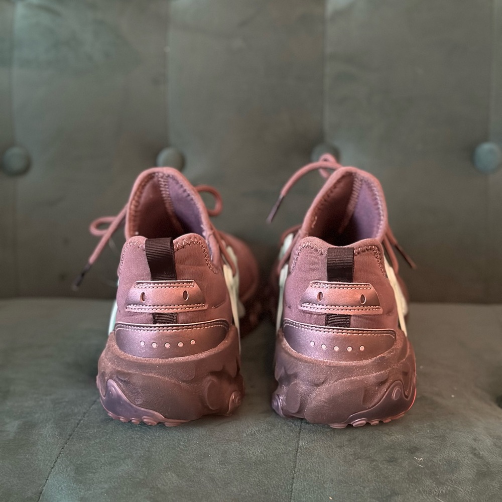 Nike Prestos - Picture 3 of 4